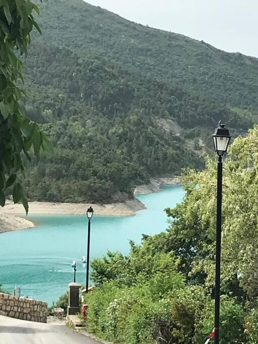 La Maison Des Pins Saint-Julien-du-Verdon Εξωτερικό φωτογραφία